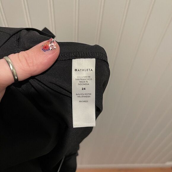 Athleta Black Skyline Shorts Belted Waist High Rise Plus Size 24 - Picture 8 of 8